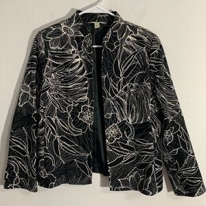 Women’s Austin Reed Blazer Petite Size 12, black & white, very good condition